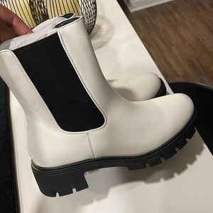 Fashion nova mid high boots White and black with Heel size 9.5W Brand new no box